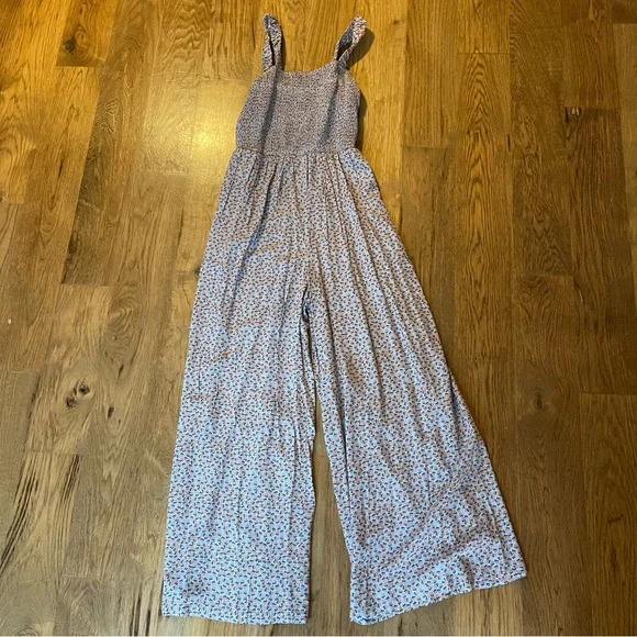 NWT Elegant Floral Sleeveless Jumpsuit - Picture 2 of 5